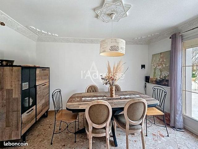 Maison 7 pièces 163 m²