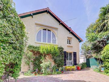 Maison 7 pièces 174 m²