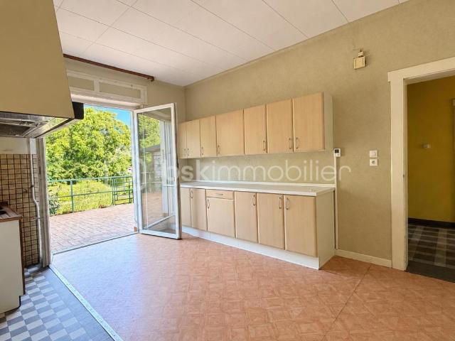 Maison 7 pièces 174 m²