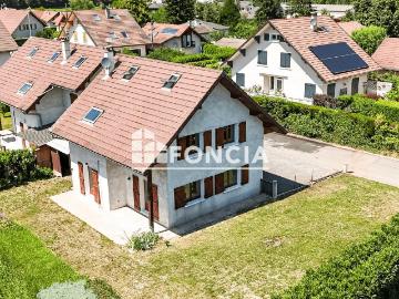 Maison 7 pièces 174 m²
