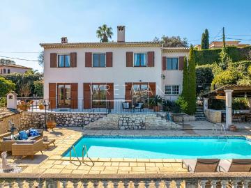 Maison 7 pièces 174 m²