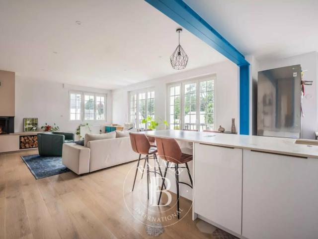 Maison 7 pièces 174 m²