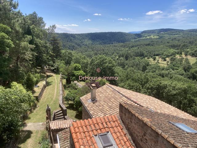 Maison 7 pièces 174 m²