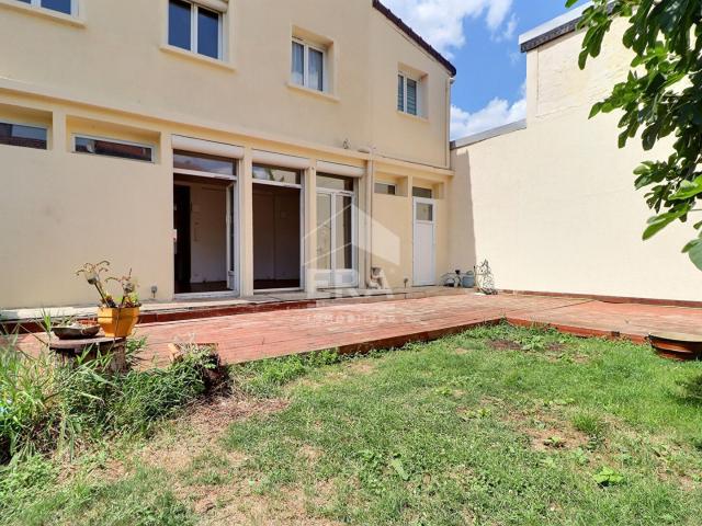 Maison 7 pièces 174 m²