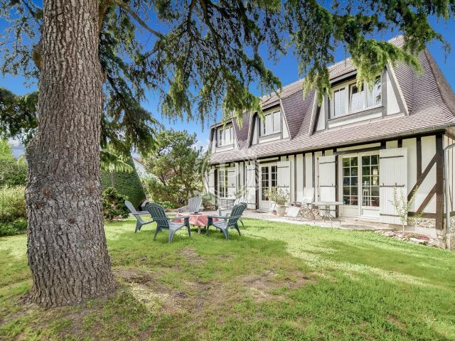 Maison 7 pièces 175 m²