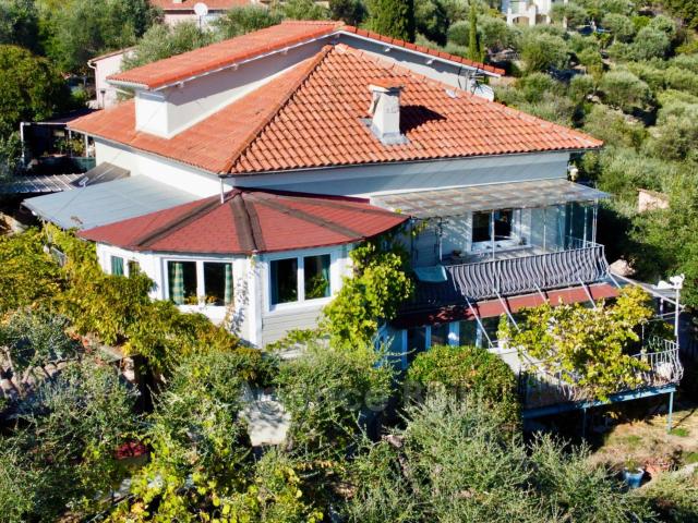 Maison 7 pièces 175 m²