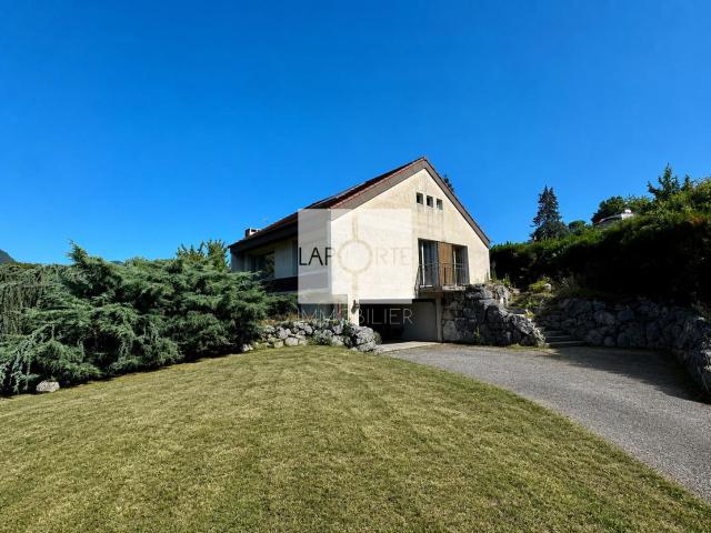 Maison 7 pièces 175 m²