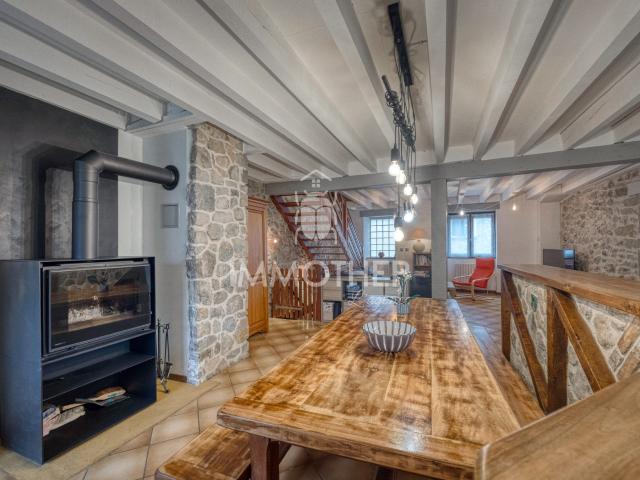 Maison 7 pièces 175 m²
