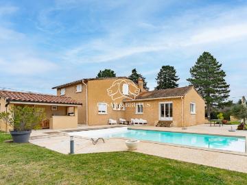 Maison 7 pièces 175 m²