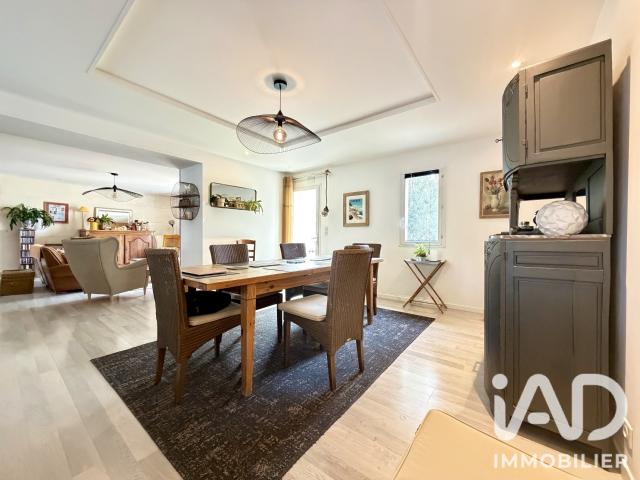 Maison 7 pièces 176 m²