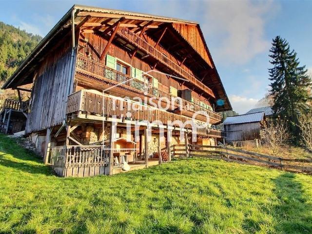Maison 7 pièces 176 m²