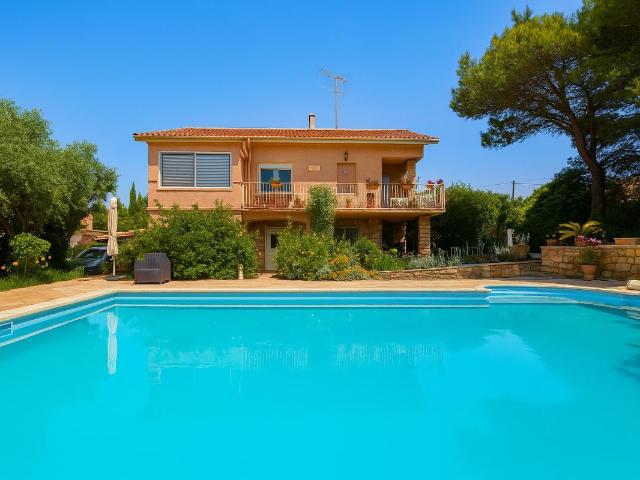 Maison 7 pièces 176 m²