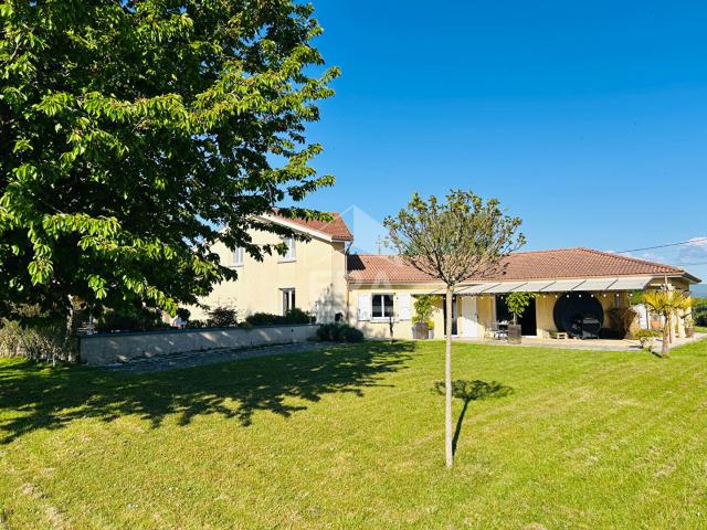Maison 7 pièces 176 m²