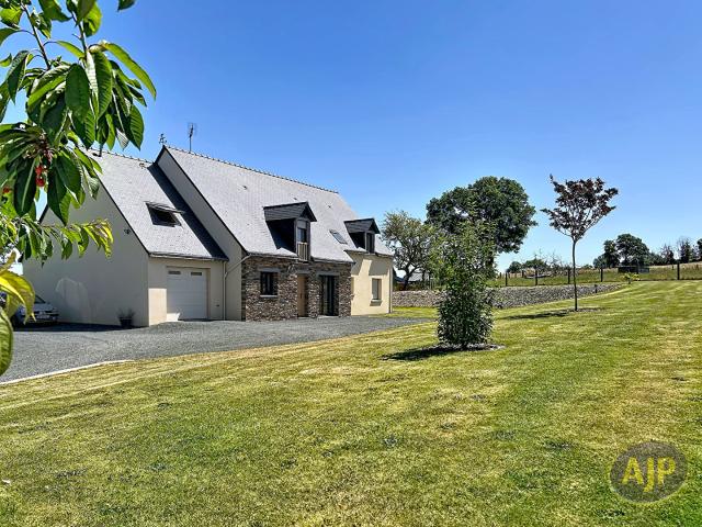 Maison 7 pièces 176 m²