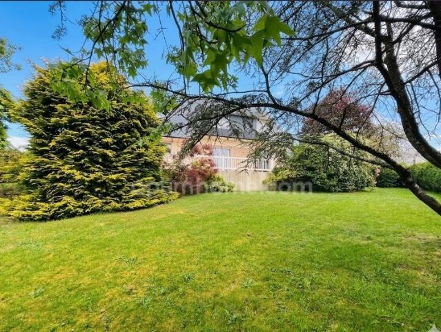 Maison 7 pièces 176 m²