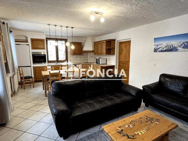 Maison 7 pièces 176 m²