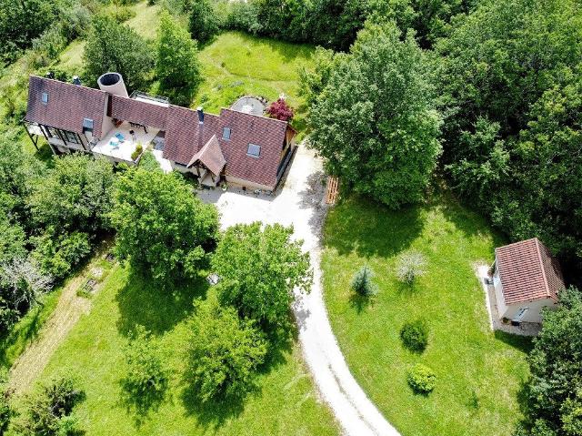 Maison 7 pièces 176 m²