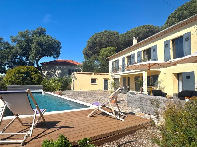 Maison 7 pièces 176 m²