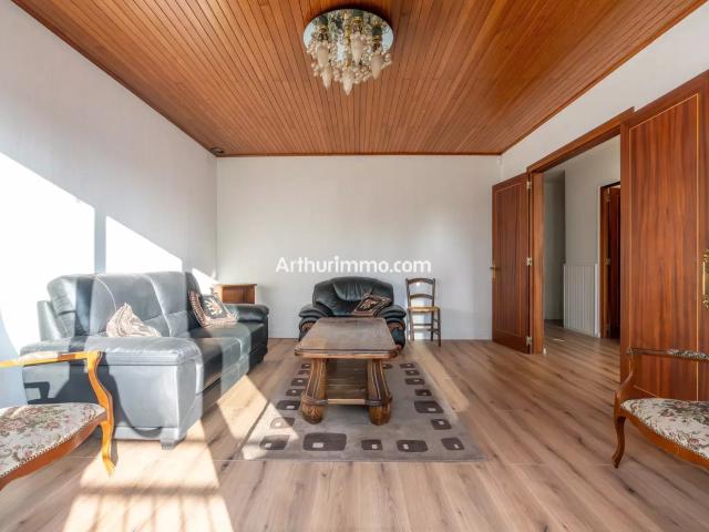 Maison 7 pièces 177 m²