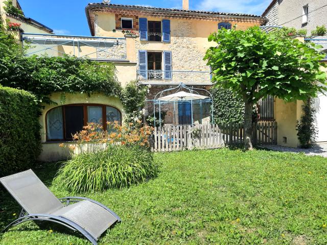 Maison 7 pièces 200 m²