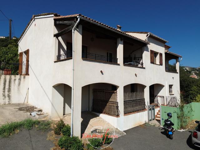 Maison 7 pièces 177 m²