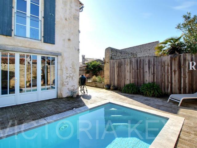 Maison 7 pièces 177 m²