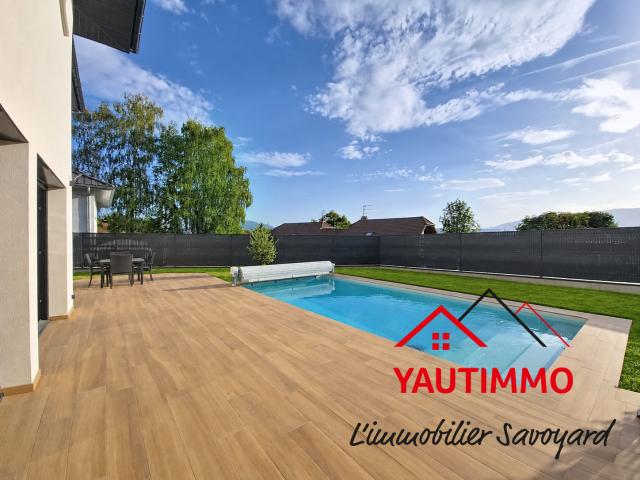 Maison 7 pièces 177 m²