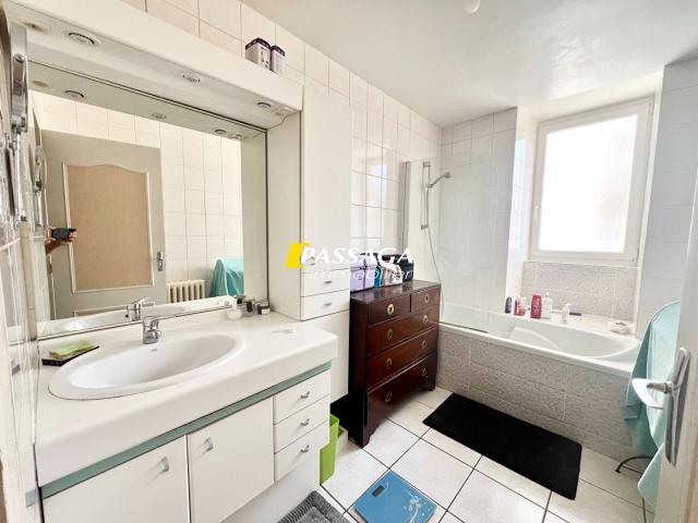 Maison 7 pièces, 177 m² à louer à Calmont 12450