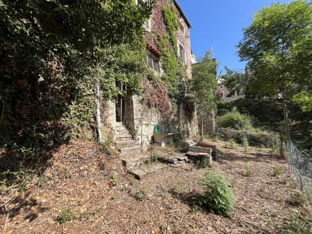 Maison 7 pièces 178 m²