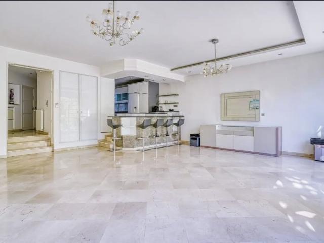 Maison 7 pièces 178 m²