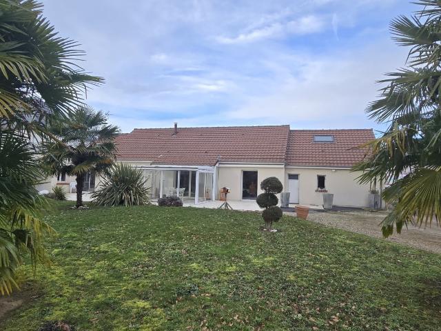 Maison 7 pièces 179 m²
