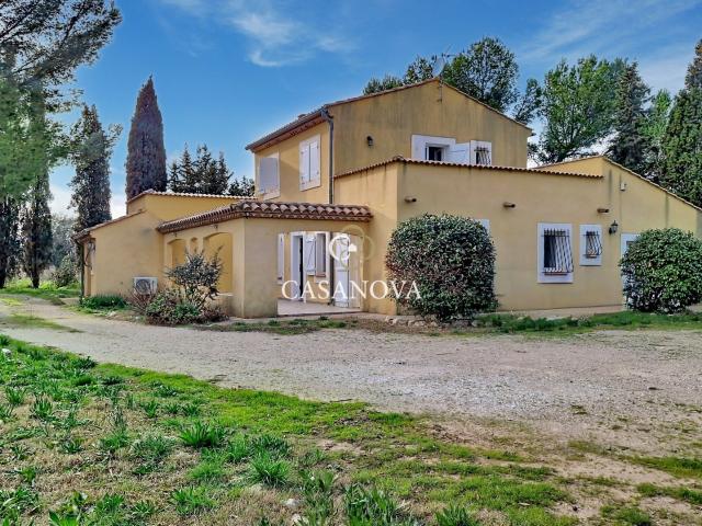 Maison 7 pièces 179 m²