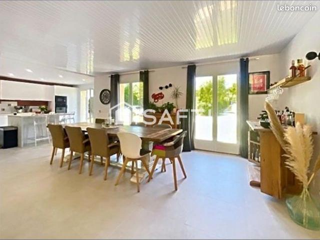 Maison 7 pièces 179 m²