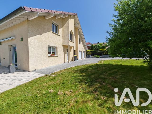 Maison 7 pièces 179 m²