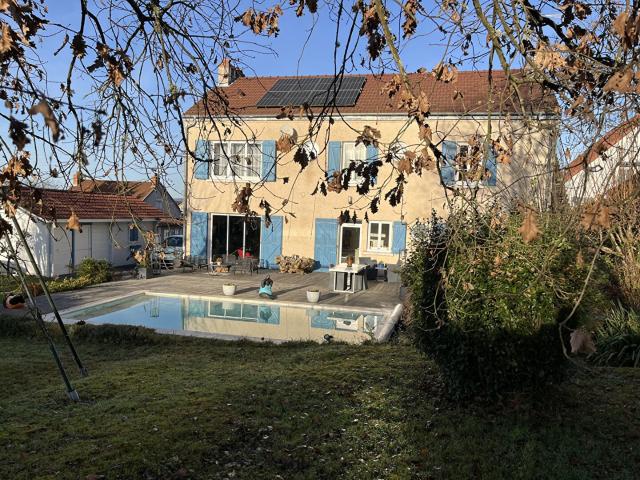 Maison 7 pièces 170 m²