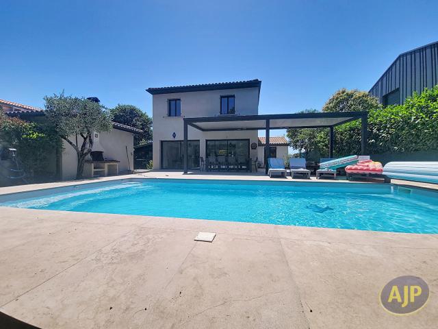 Maison 7 pièces 170 m²