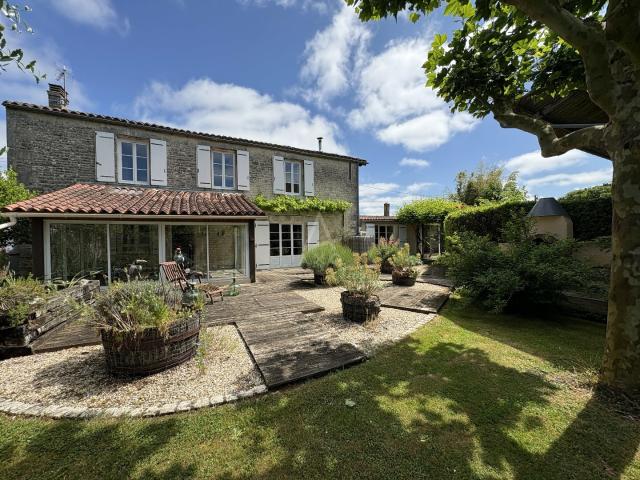 Maison 7 pièces 170 m²