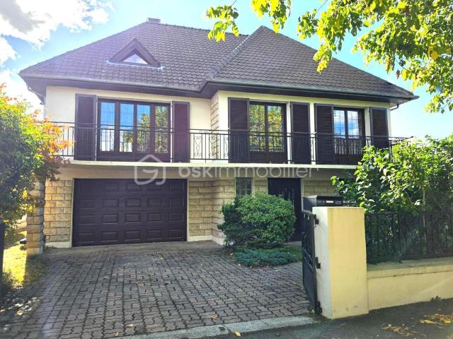Maison 7 pièces 170 m²