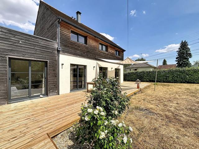 Maison 7 pièces 170 m²