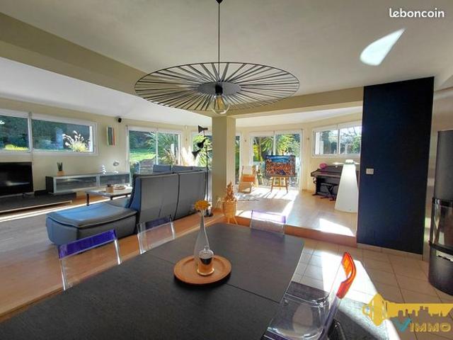Maison 7 pièces 170 m²