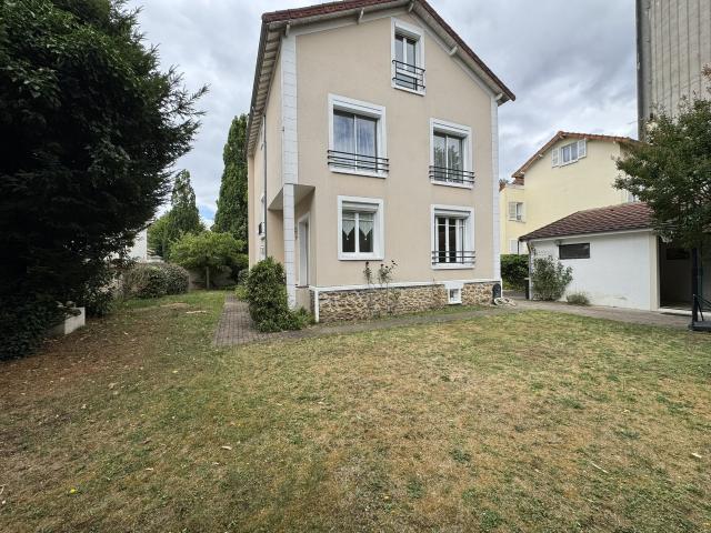 Maison 7 pièces 170 m²
