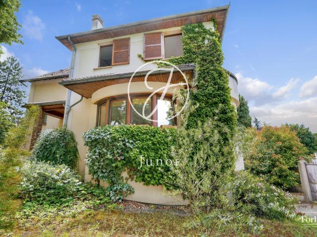 Maison 7 pièces 170 m²