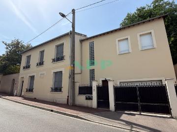 Maison 7 pièces 170 m²