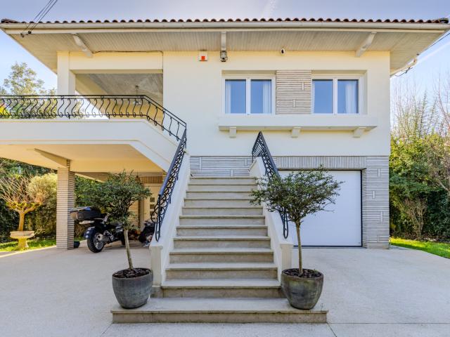 Maison 7 pièces 170 m²