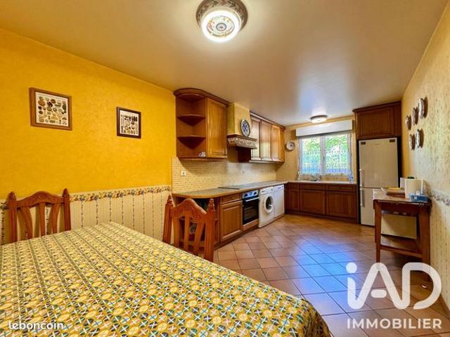 Maison 7 pièces 170 m²