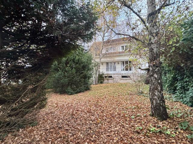 Maison 7 pièces 170 m²