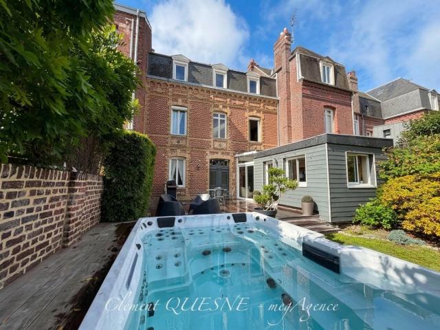 Maison 7 pièces 170 m²