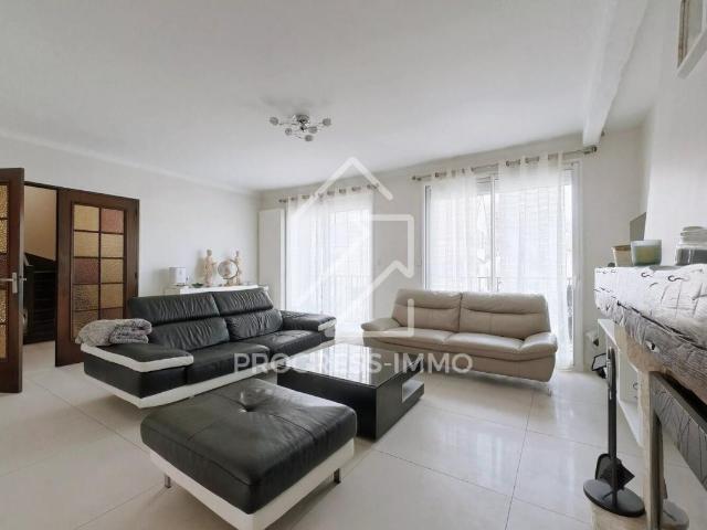 Maison 7 pièces 170 m²
