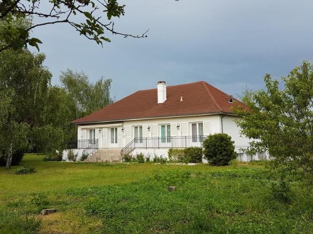Maison 7 pièces, 170 m² à louer à Domérat 03410