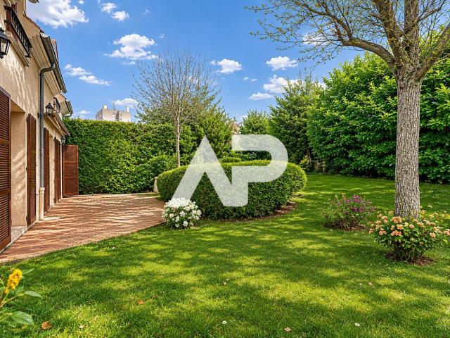 Maison 7 pièces 171 m²